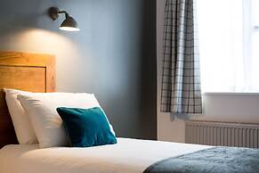 The White Hart by Green King Inns