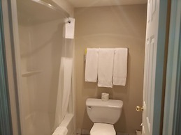 Days Inn by Wyndham Golden