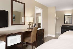 Days Inn by Wyndham Golden