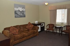 Days Inn by Wyndham Golden