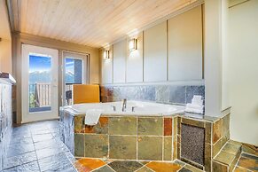 Days Inn by Wyndham Golden