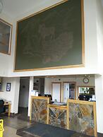 Days Inn by Wyndham Golden