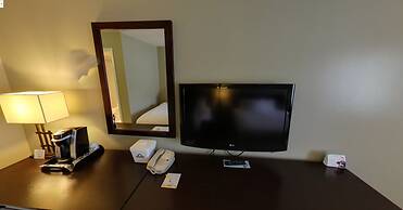 Days Inn by Wyndham Golden