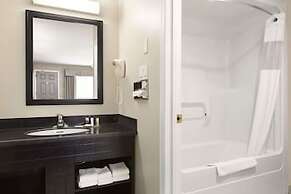 Days Inn by Wyndham Golden