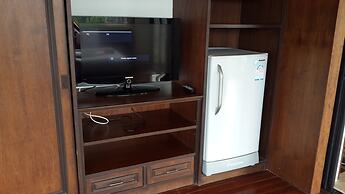 Chaweng Lakeview Condotel