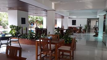 Chaweng Lakeview Condotel