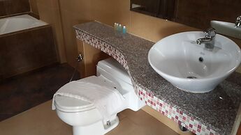 Chaweng Lakeview Condotel