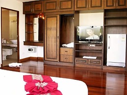 Chaweng Lakeview Condotel