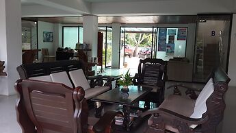 Chaweng Lakeview Condotel