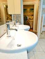 Glendevon House Hotel