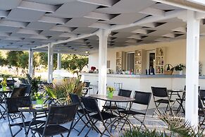 Sea Sound - White Katikies