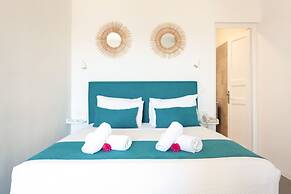 Sea Sound - White Katikies