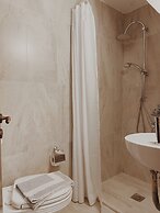 Five Seasons Pension