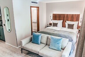 MAXIMILIAN MUNICH Apartments & Hotel