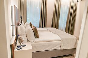 MAXIMILIAN MUNICH Apartments & Hotel