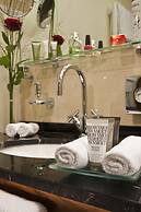 MAXIMILIAN MUNICH Apartments & Hotel