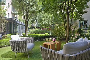 MAXIMILIAN MUNICH Apartments & Hotel