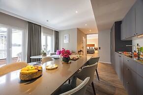 MAXIMILIAN MUNICH Apartments & Hotel