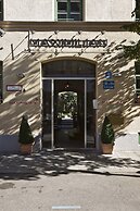 MAXIMILIAN MUNICH Apartments & Hotel