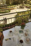 MAXIMILIAN MUNICH Apartments & Hotel