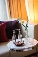 Renaissance Shanghai Putuo Hotel