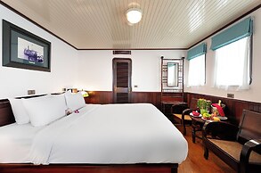 Emeraude Classic Cruises
