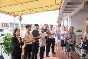 Emeraude Classic Cruises