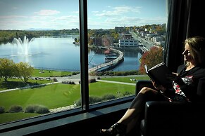 Grand Times Hotel Sherbrooke