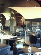 Grand Times Hotel Sherbrooke