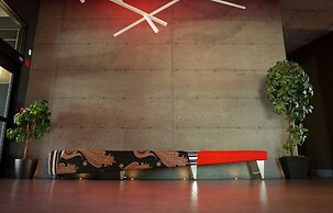 Grand Times Hotel Sherbrooke