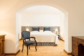 Schloss Prielau Hotel & Restaurants