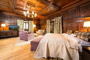 Schloss Prielau Hotel & Restaurants