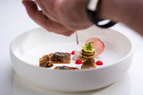 Schloss Prielau Hotel & Restaurants