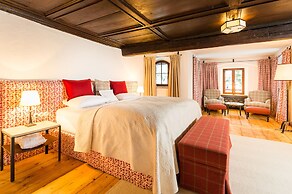 Schloss Prielau Hotel & Restaurants