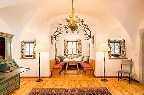 Schloss Prielau Hotel & Restaurants