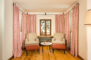 Schloss Prielau Hotel & Restaurants