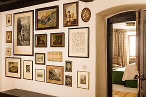 Schloss Prielau Hotel & Restaurants