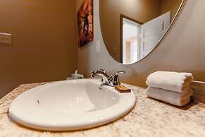Overlander Mountain Lodge