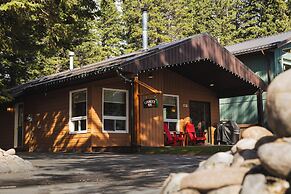 Overlander Mountain Lodge