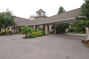 Westwood Shores Waterfront Resort