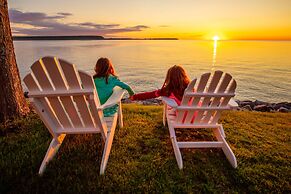 Westwood Shores Waterfront Resort