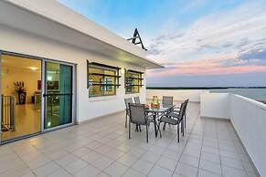 Argus Apartments Darwin