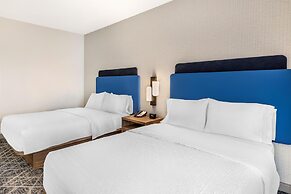 Hampton Inn & Suites Riverside/Corona East