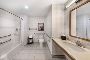 Hampton Inn & Suites Riverside/Corona East