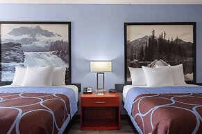 Super 8 by Wyndham Sherwood Park/Edmonton Area