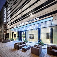 Occidental Praha Five