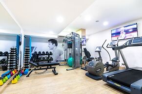 Occidental Praha Five