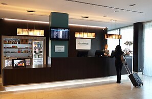 Occidental Praha Five