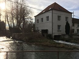 Auberge du Moulin d'Audenfort Guest House