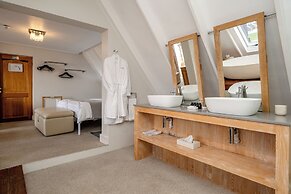 Harbour House Hotel